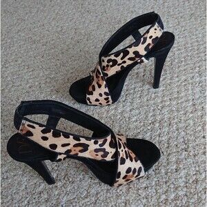 Diane Von Furstenberg Leopard Calf Skin/Suede Leopard peep toe Sling Back sz 8.5